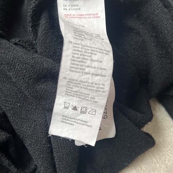 Weekend Edition Hoodie/Sweatshirt - Picture 13 of 14